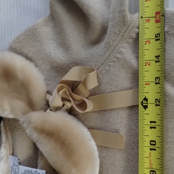 LOFT Women's Beige Sweater with Faux Fur Collar SZ Small Classic Old Money Cozy - Picture 8 of 9